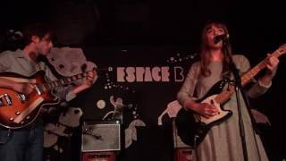 &quot;Downhearted&quot;, Molly Burch - Paris, Juin 2017