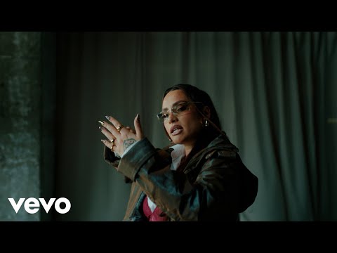 Lia Kali, Toni Anzis - En La Cuerda Floja (Video Oficial)