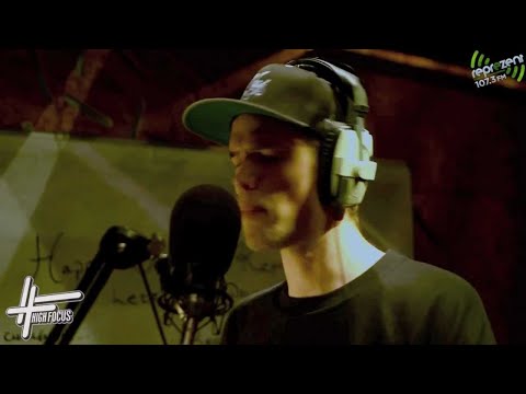 Fliptrix - LIVE on Reprezent Radio 107.3FM