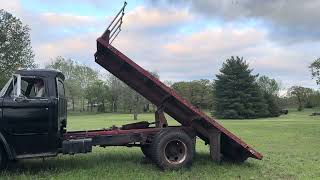 Online auction ends May 9th 2 PM CST 1968 Ford 600 Custom Cab 81,000 miles ￼