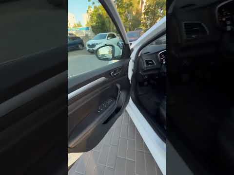фото renault megane iv рестайлинг 0