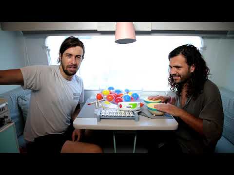 RWTV - Caravan Chicklet: Gang of Youths