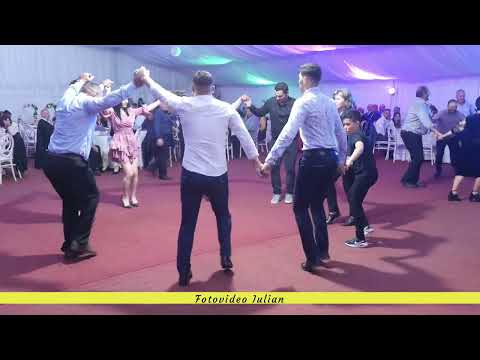 Formatia Daniel Strechie hora Murguletu