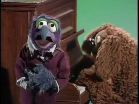 The Muppet Show: Gonzo & Rowlf - "Nobody"