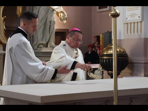 Konsekracja ołtarza w parafii św. Mikołaja w Wolborzu