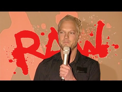 Bajsa i hissen  - Thomas Järvheden | RAW COMEDY