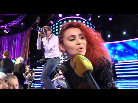 IDOL Roshana tröstades av fansen efter Idol