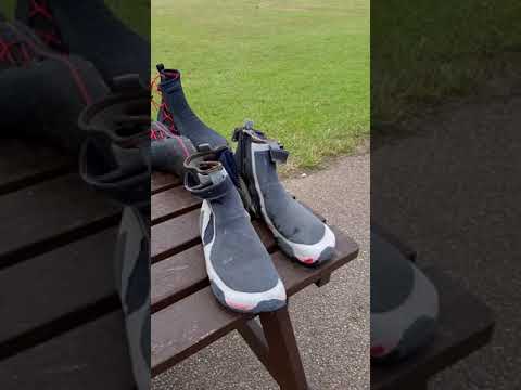 Dinghy sailing footwear