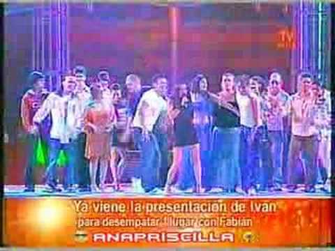 Monserrat Bustamante - Vete (En gala )