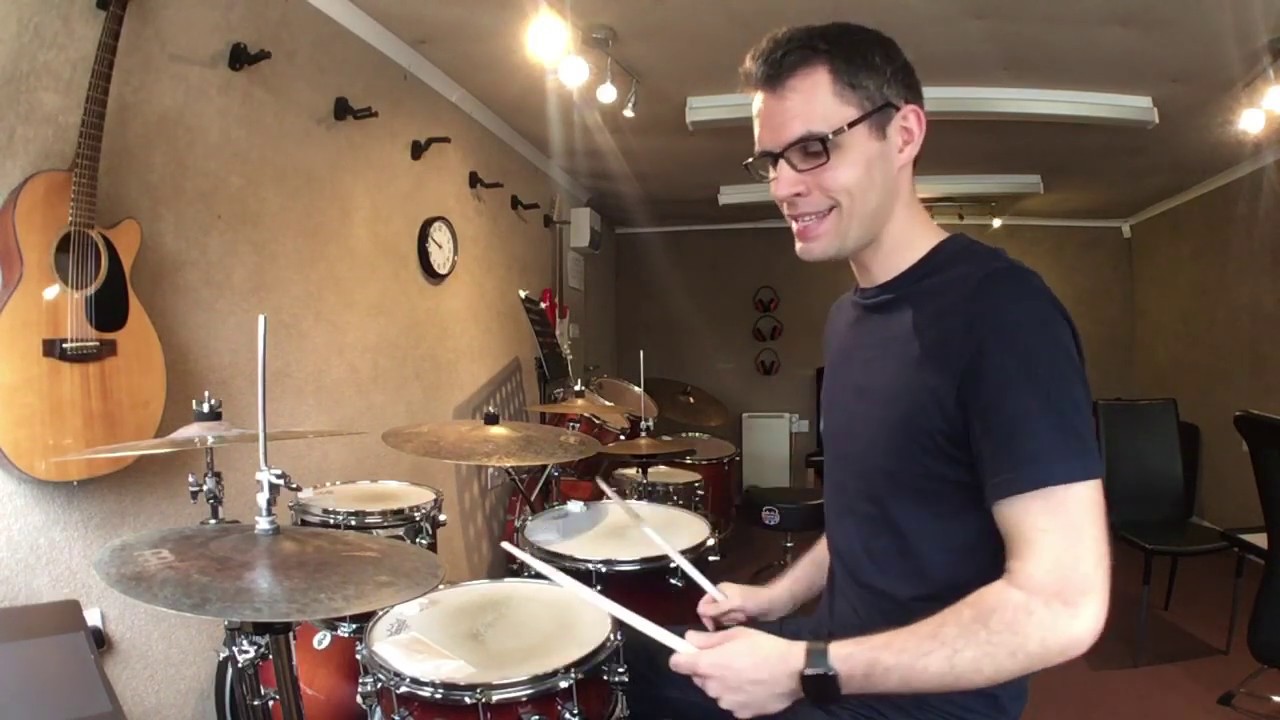 Easy Paradiddle Fill | Drum Lesson by Dex Star