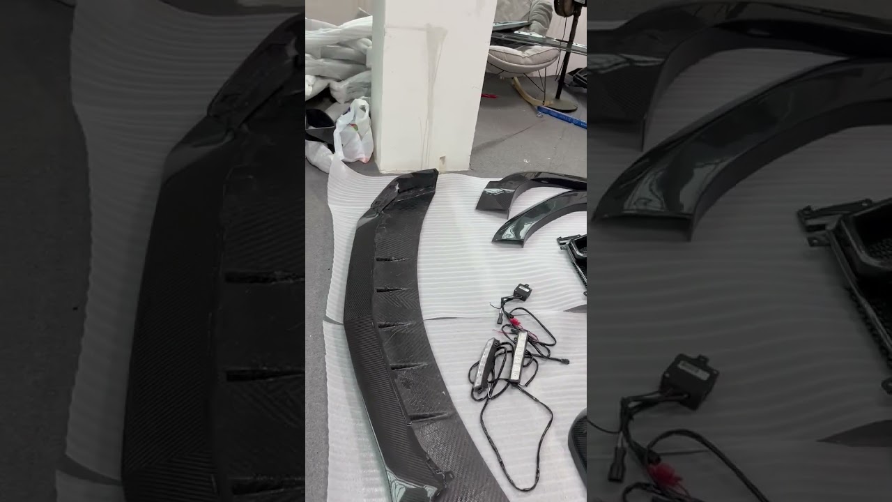 Cadillac Escalade 2020- гг. Комплект обвеса LRT Carbon Video 1