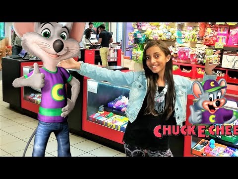 CHUCK E CHEESE’S  family fun indoor playground games and play area for kids!!