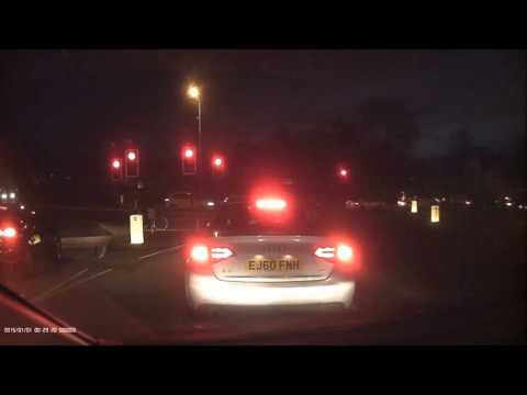 Red Light Jumper - Stowmarket VW Golf Y628 YFP