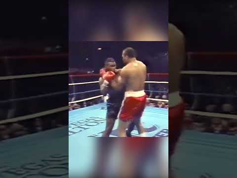 Crushing the Bonecrusher, Mike Tyson vs James Bonecrusher Smith,  Mar 7, 1987 #miketyson #boxing