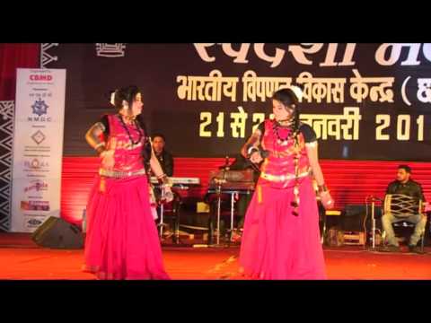 Raut Nacha - Singer Garima & Swarna Diwakar - Swadeshi Mela 2016 - Raipur Chhattisgarh