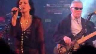 Amon Düül 2 - Surrounded By The Stars