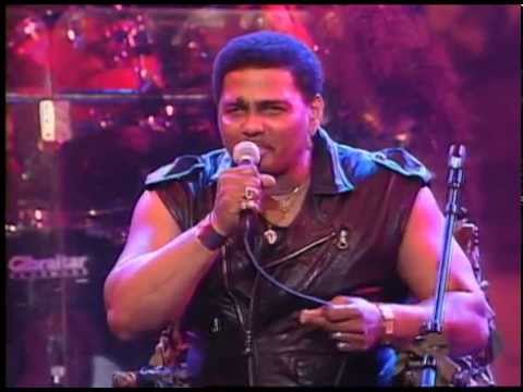 The Neville Brothers - Everybody Plays The Fool - 10/31/1991 - Municipal Aud. N.O. (Official)