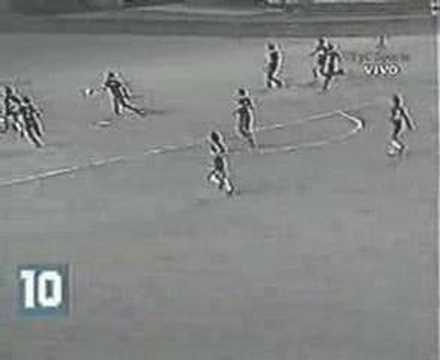 2do. Gol de Escudero al Stade Abidjan (06-10-81)