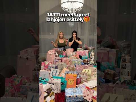 JÄTTI LAHJOJEN UNBOXAUS 🎁❤️