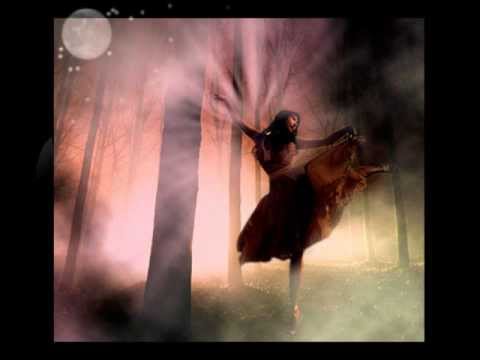 Tanto Projetc - Dancing in the dark Lyrics