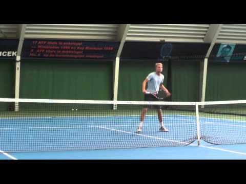 Tennis Scholarship University USA OverBoarder - Ziggy Janssen