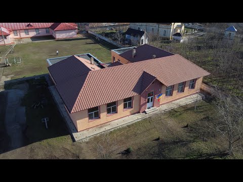Camelia Potec la Scoala Romanu (Braila) - Impreuna CONSTRUIM Oameni! Renovare/Dotare scoli rurale