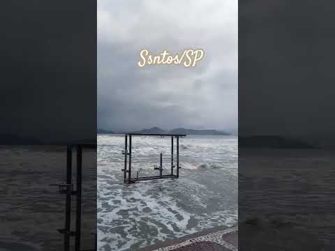 Santos/SP Céu fechado, altas ondas, com chuva !!!! #brasil #praias #altasondas