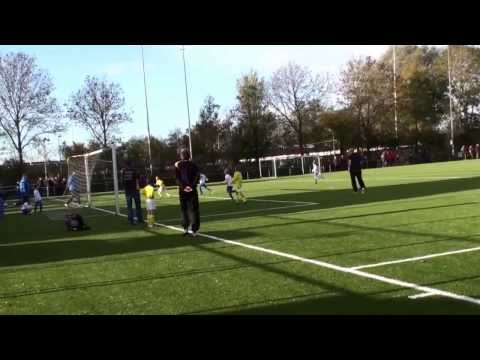 Spirit E2 - BVCB E3  2-6    09-11-13 1e helft