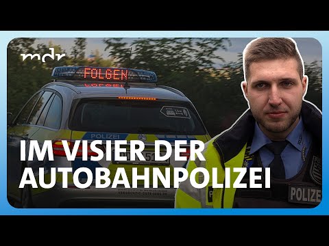 Lebensgefahr auf der Autobahn - Polizei jagt Verkehrssünder | Helfer im Einsatz | MDR