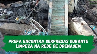 Prefeitura encontra porta, tanque e até colchão durante limpeza na rede de drenagem