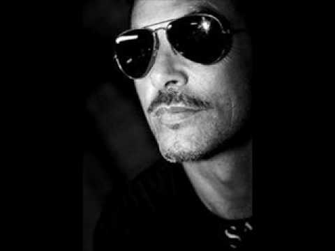 massimino lippoli @ question mark 1999 plays "H.B. - Sun that shine"