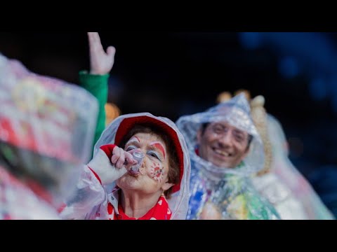 Weiberfastnacht: Auftakt des Straßenkarnevals in Köln