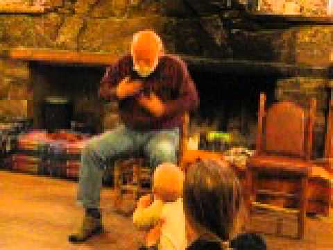 Steve Hickman doing hambone