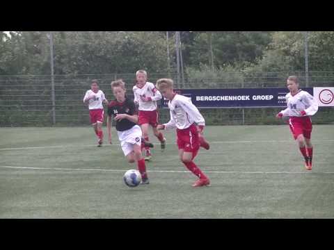 Isaiah Ahmed B.V.C.B Toernooi 2017 UVV-JO12-1 - RKDEO JO13-1