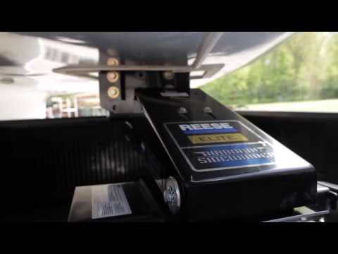 Reese® Elite Airborne/Sidewinder™ Fifth Wheel Pin Box