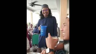 Anuar Zain hidang teh tarik, nyanyi lagu Lelaki Ini