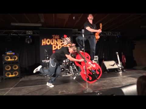 Rockabilly The Hound Dogs Band aus Gelnhausen  _Wipe out