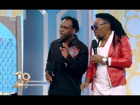 Dr. Alban și Admiral C4C, în fața Micului Zid! A băut suc de usturoi!