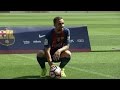 Football - New Barcelona striker Paco Alcacer unveiled at Camp Nou | Eurosport