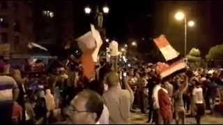preview picture of video 'دمنهور مساءاً من أمام مبنى محافظة البحيرة تتظاهر ضد الاخوان'
