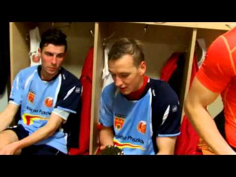 Radość w szatni gości po meczu Legionovia Legionowo vs. Znicz Pruszków