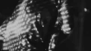 A Place To Bury Strangers - Dead Beat (Live in Bucharest 13.11.2015)