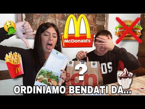 ORDINIAMO BENDATI DA MC DONALD’S🍔🍟|| Morrilove w/ Johnny