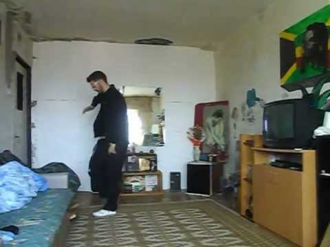 Freestyle popping dance session