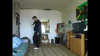 Freestyle popping dance session