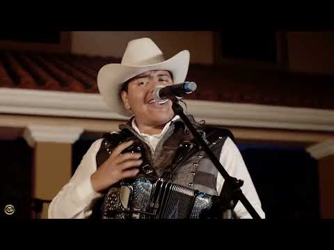 Los Dos De Tamaulipas - El Jefe de la Maña (Video Musical)