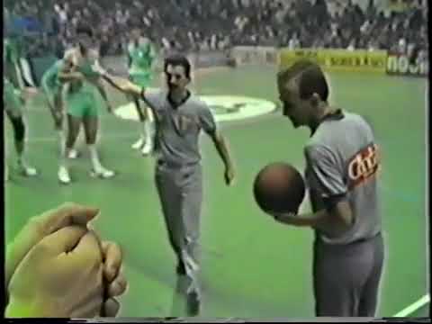 BALONCESTO  LIGA ACB  1985 86 HUESCA  LICOR 43