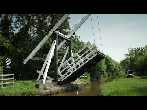 Boater's Handbook by the Canal & River Trust