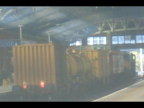 Iarnród Éireann Class 071, 076, Loco Hauled Sperry Train passing Dublin Pearse.