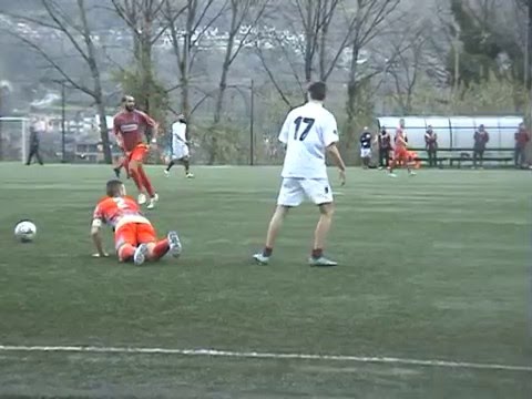 teleangri1 alcuni falli subiti dall'US Angri da Atletico per niente